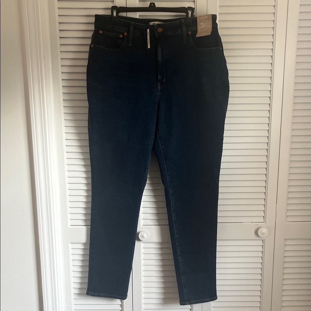 Madewell Women’s The Curvy Perfect Vintage Jean